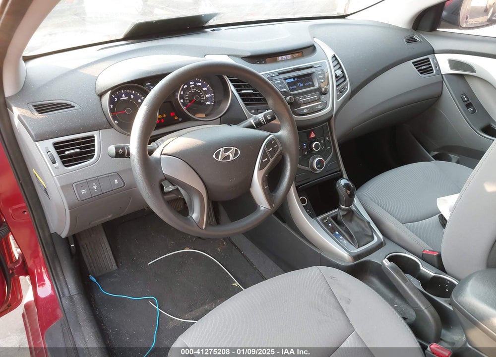 2016 HYUNDAI ELANTRA VIN: 5NPDH4AE9GH733737