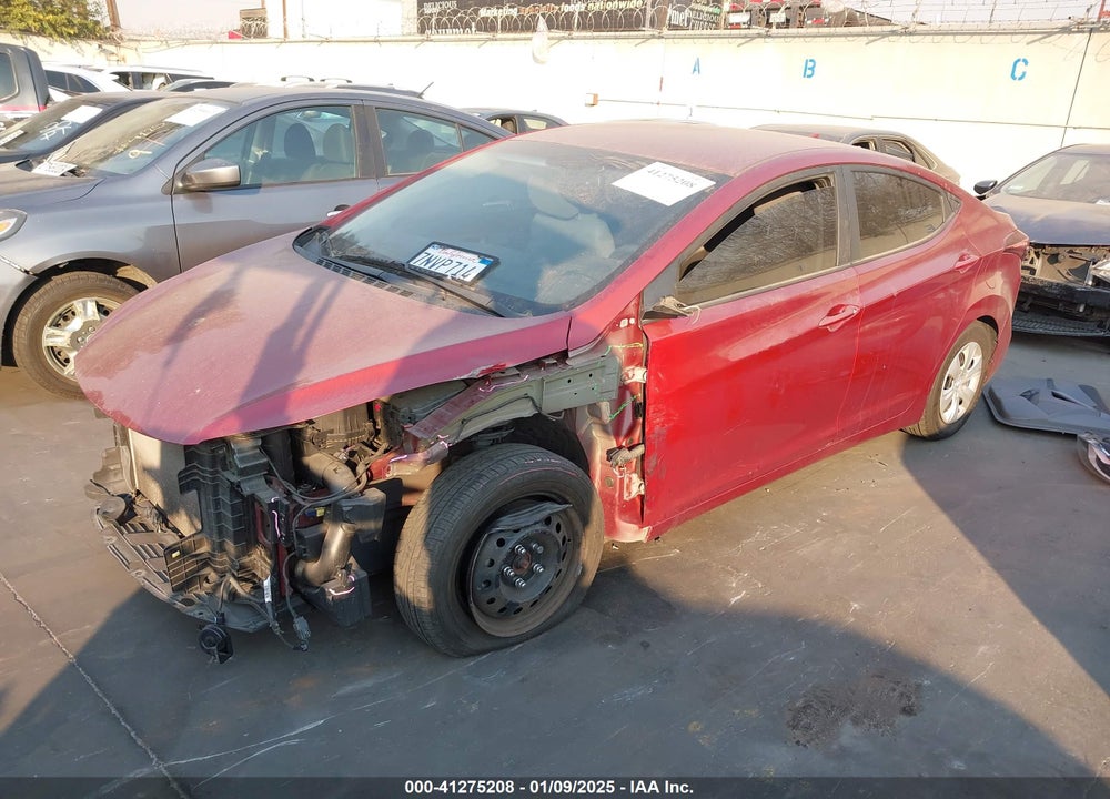 2016 HYUNDAI ELANTRA VIN: 5NPDH4AE9GH733737
