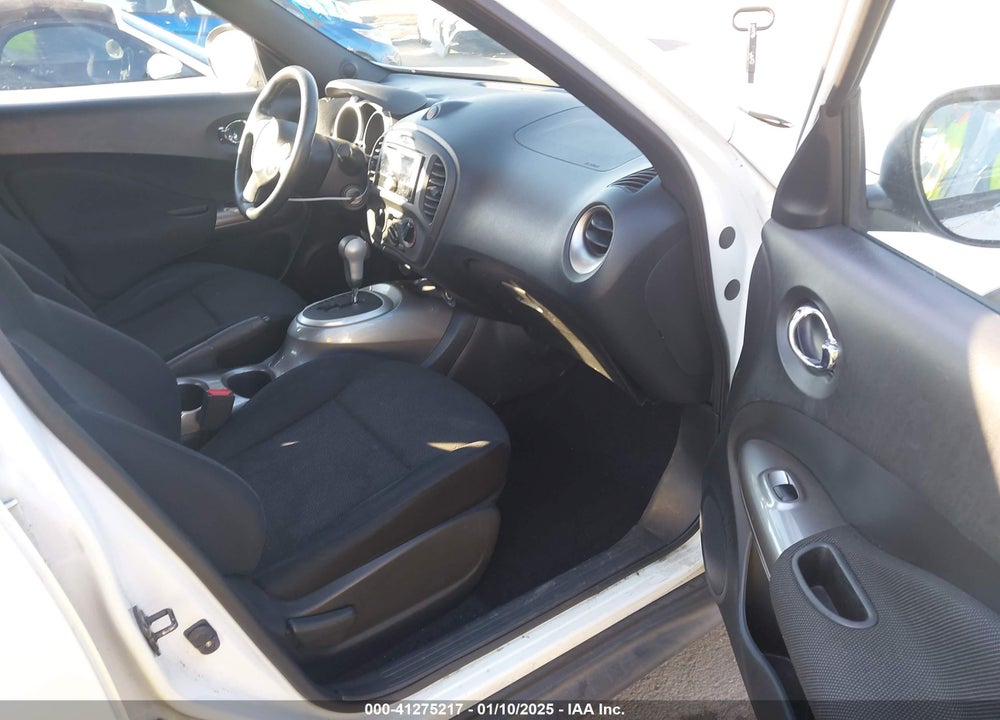 2013 NISSAN JUKE S VIN: JN8AF5MV7DT210948