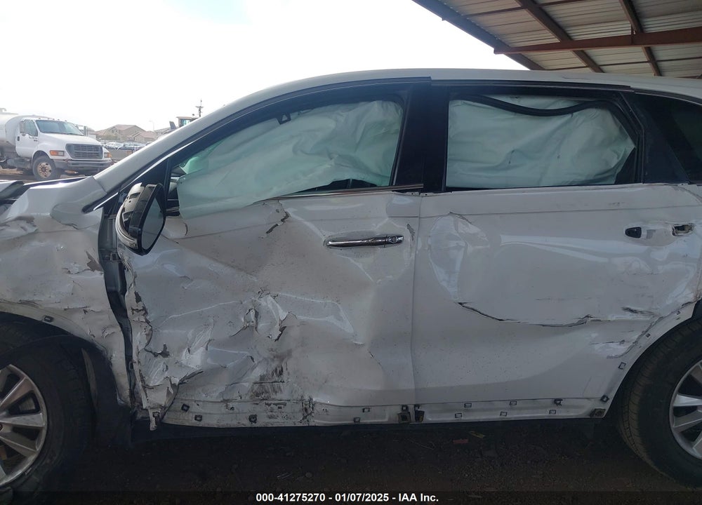 2019 KIA SORENTO 2.4L L VIN: 5XYPG4A36KG611142
