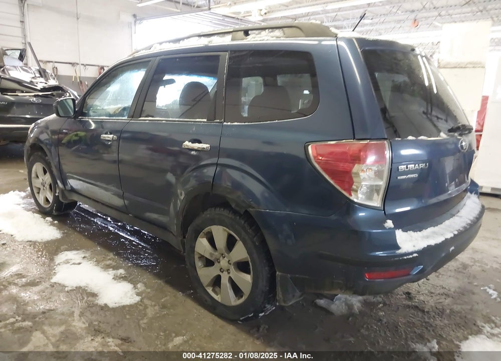 2011 SUBARU FORESTER 2.5X PREMIUM VIN: JF2SHADC5BH740676