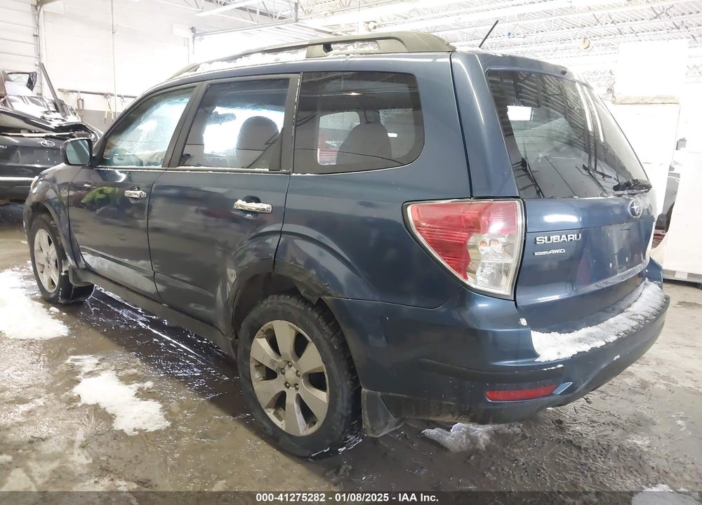 2011 SUBARU FORESTER 2.5X PREMIUM VIN: JF2SHADC5BH740676