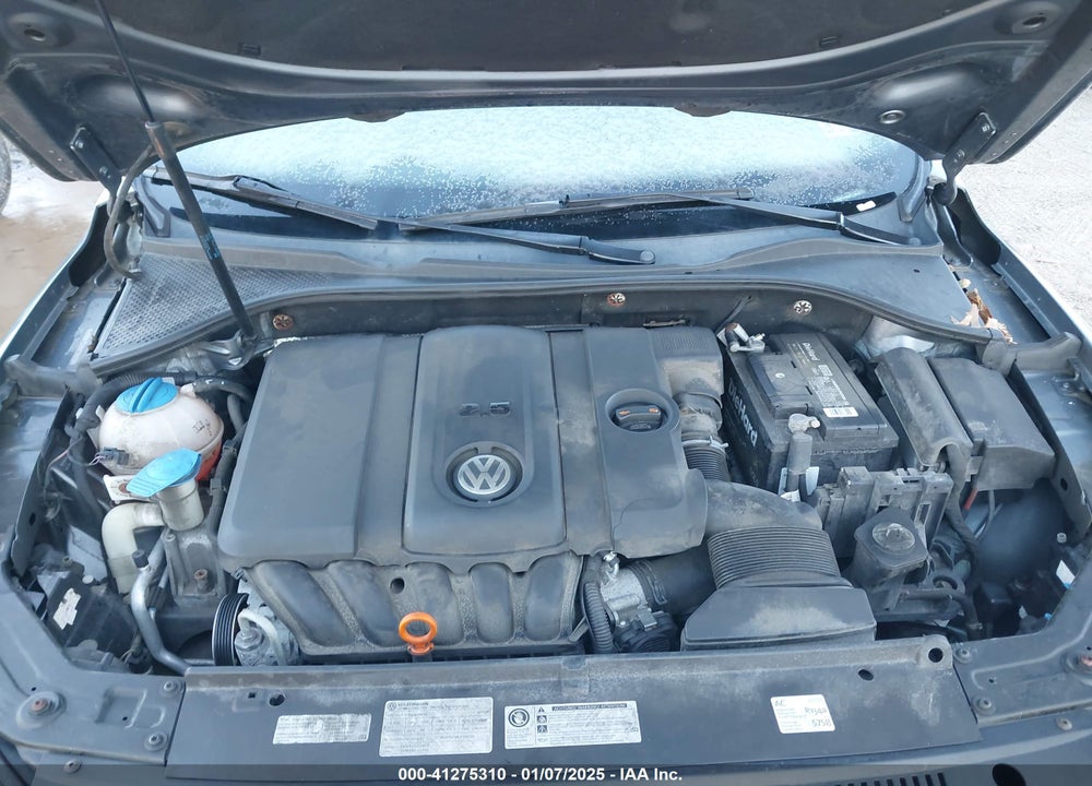 2013 VOLKSWAGEN PASSAT 2.5L SE VIN: 1VWBP7A38DC123620