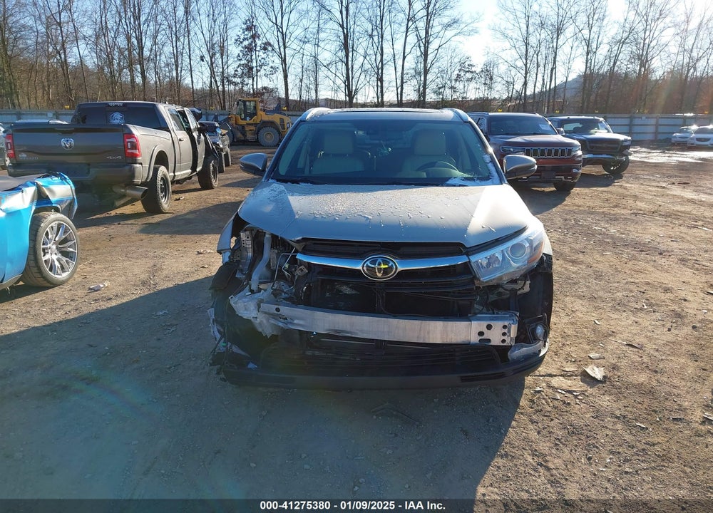 2014 TOYOTA HIGHLANDER LIMITED PLATINUM V6 VIN: 5TDDKRFH5ES038678