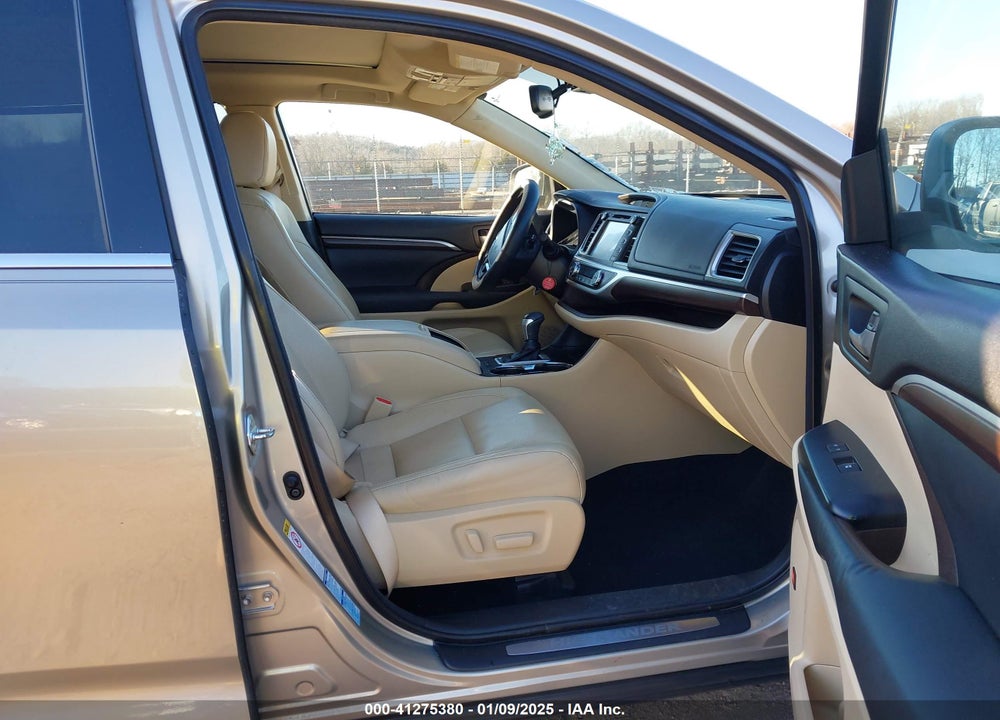 2014 TOYOTA HIGHLANDER LIMITED PLATINUM V6 VIN: 5TDDKRFH5ES038678