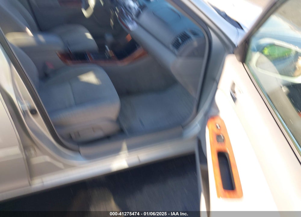 2003 TOYOTA CAMRY XLE VIN: 4T1BE32K13U250138