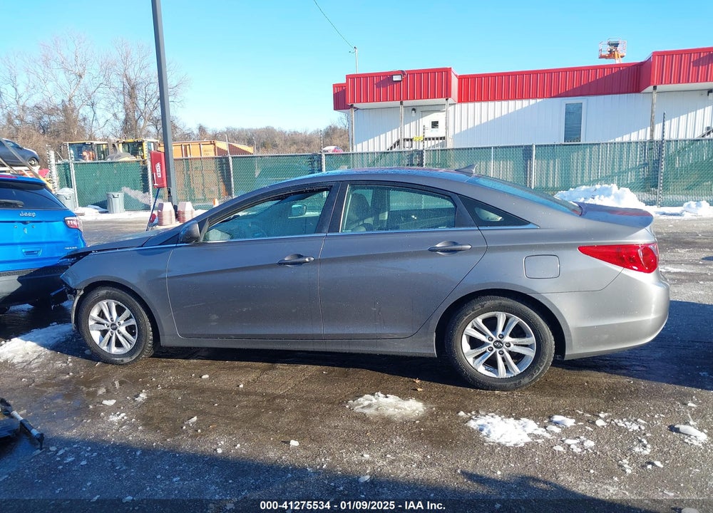 2011 HYUNDAI SONATA VIN: 5NPEB4AC5BH299295