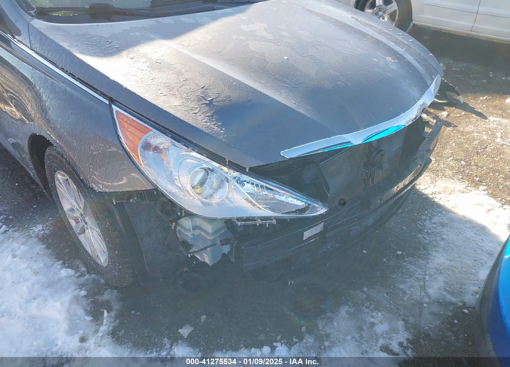 2011 HYUNDAI SONATA VIN: 5NPEB4AC5BH299295