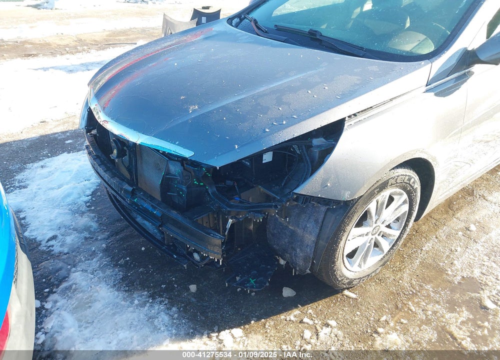2011 HYUNDAI SONATA VIN: 5NPEB4AC5BH299295