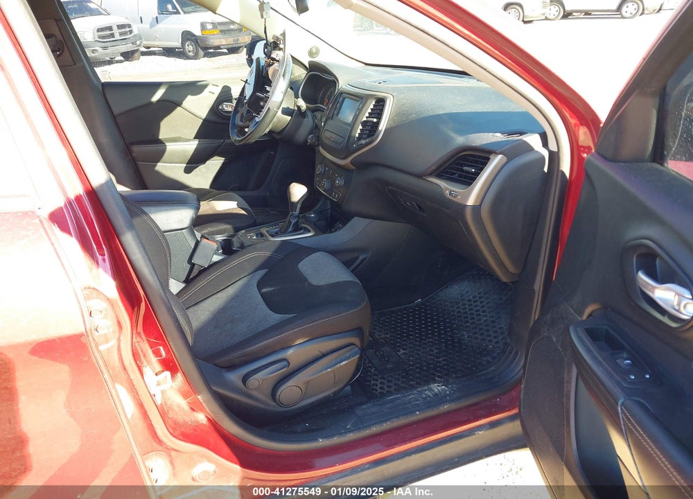 2016 JEEP CHEROKEE ALTITUDE VIN: 1C4PJMAB0GW301619