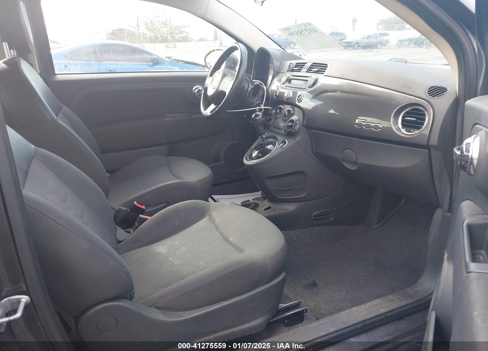 2015 FIAT 500 POP VIN: 3C3CFFAR1FT620500