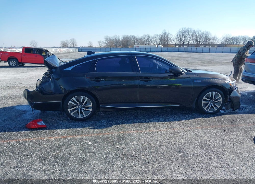 2018 HONDA ACCORD HYBRID VIN: 1HGCV3F53JA013129