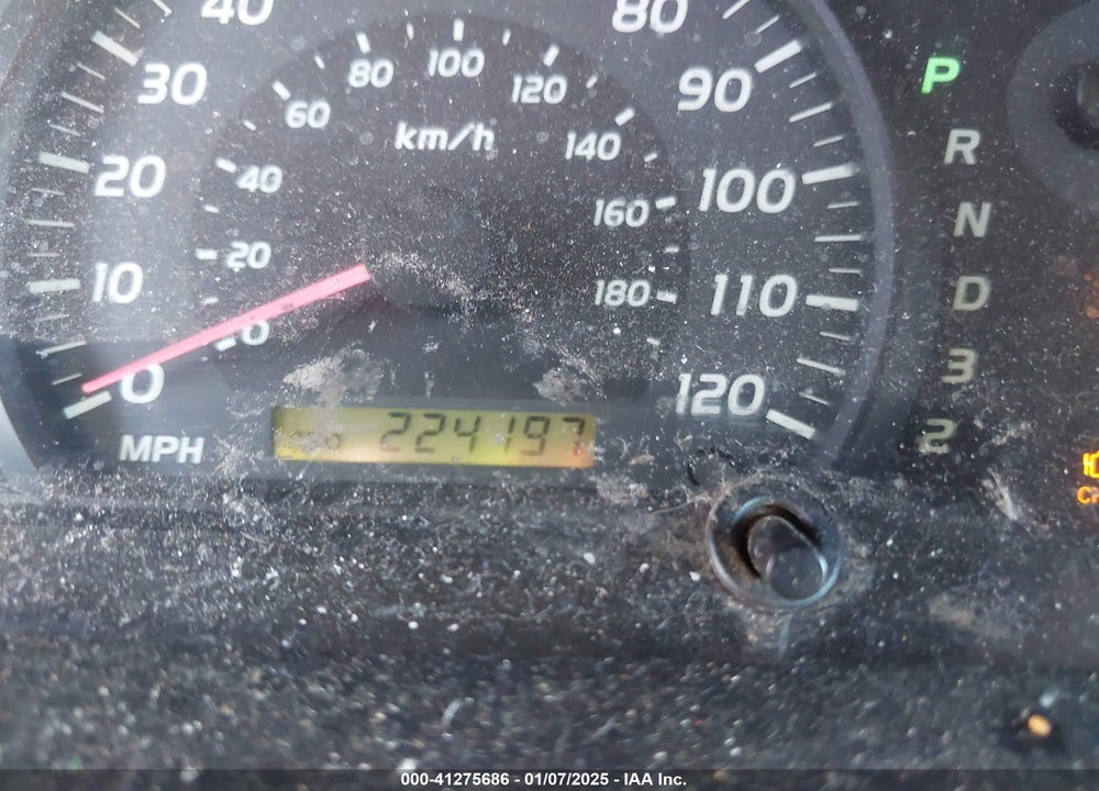 2005 TOYOTA TUNDRA SR5 V8 VIN: 5TBET34115S472531