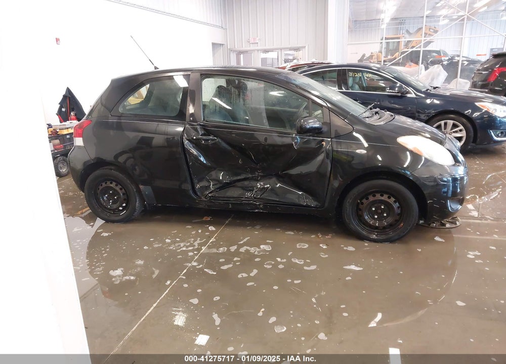 2011 TOYOTA YARIS VIN: JTDJT4K3XB5327229