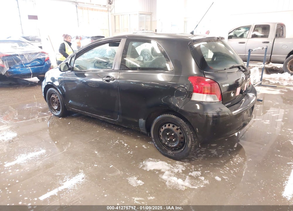 2011 TOYOTA YARIS VIN: JTDJT4K3XB5327229
