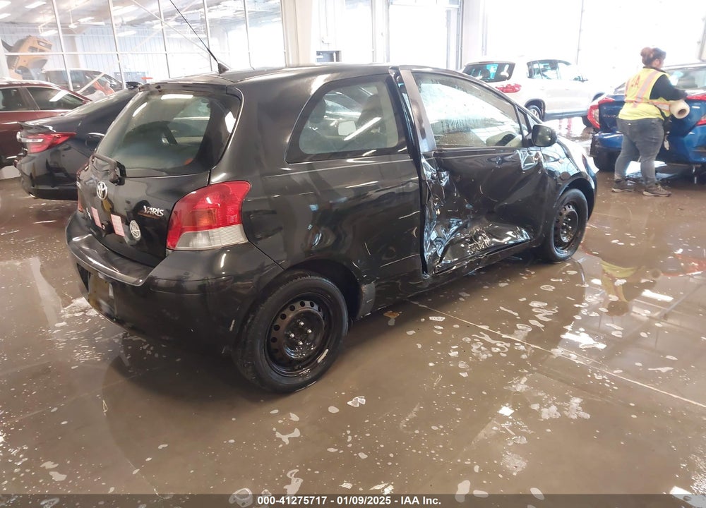 2011 TOYOTA YARIS VIN: JTDJT4K3XB5327229