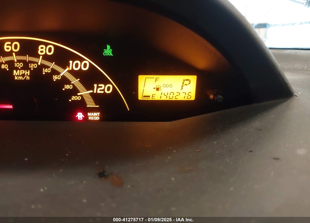 2011 TOYOTA YARIS VIN: JTDJT4K3XB5327229