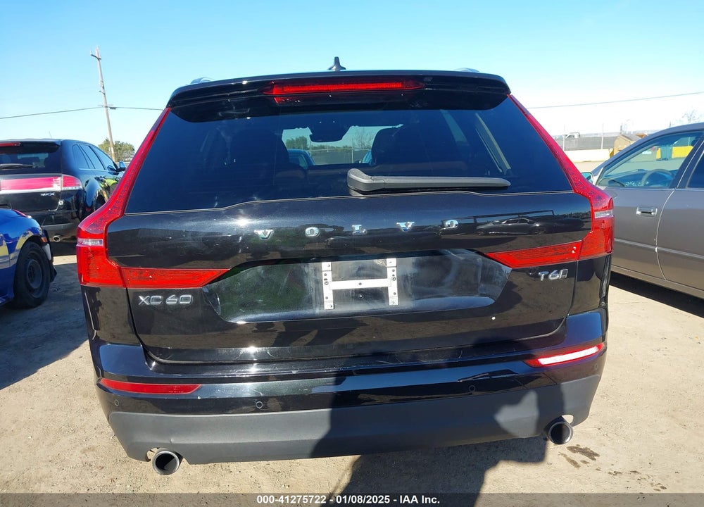 2018 VOLVO XC60 VIN: YV4A22RK2J1046646