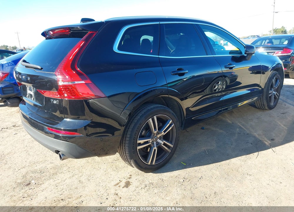 2018 VOLVO XC60 VIN: YV4A22RK2J1046646