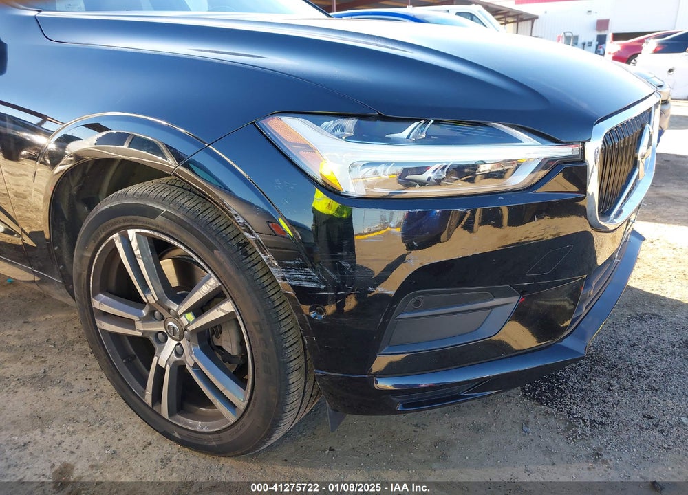 2018 VOLVO XC60 VIN: YV4A22RK2J1046646