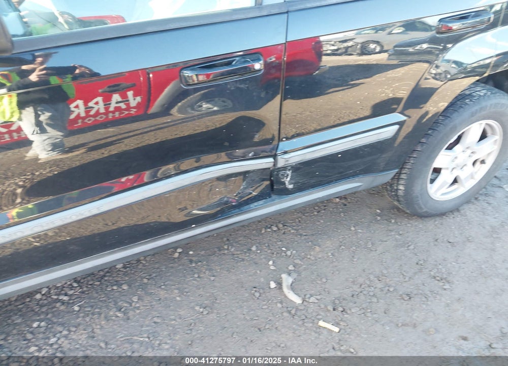 2007 JEEP GRAND CHEROKEE LAREDO VIN: 1J8GR48K07C585911