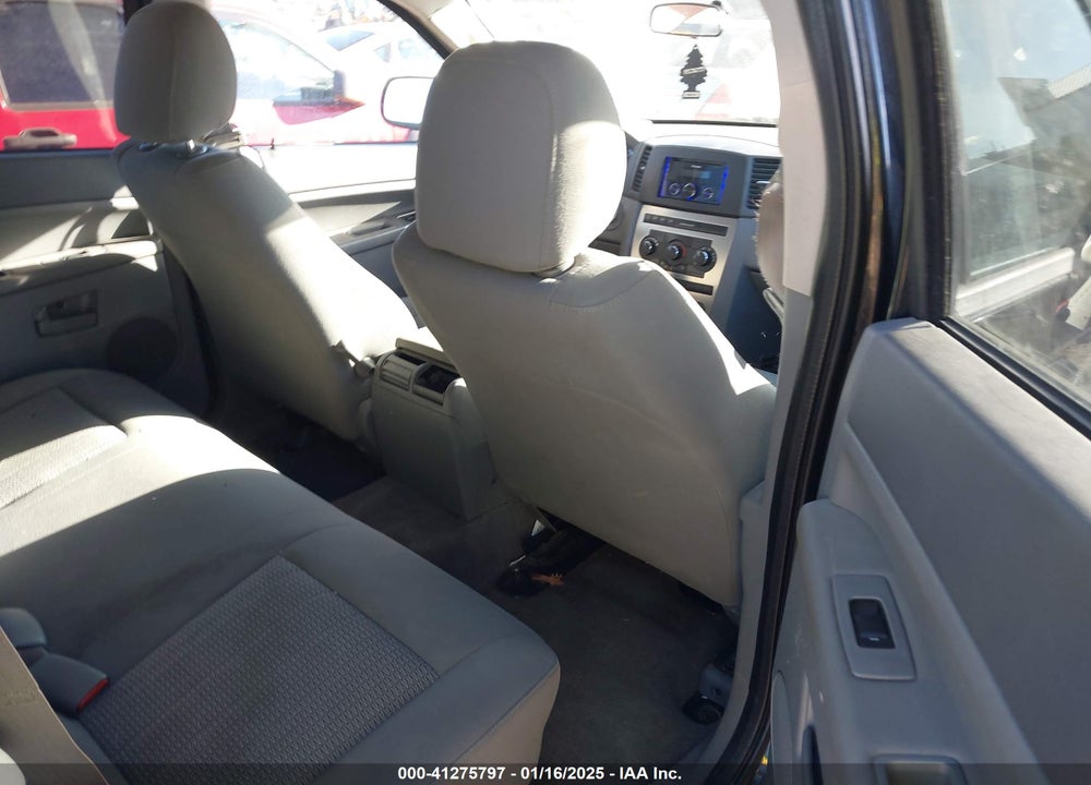 2007 JEEP GRAND CHEROKEE LAREDO VIN: 1J8GR48K07C585911