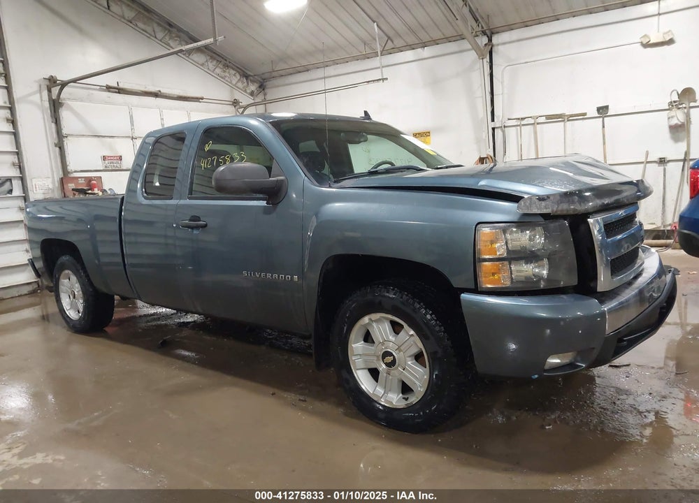 2007 CHEVROLET SILVERADO 1500 LT1 VIN: 1GCEK19007Z636903