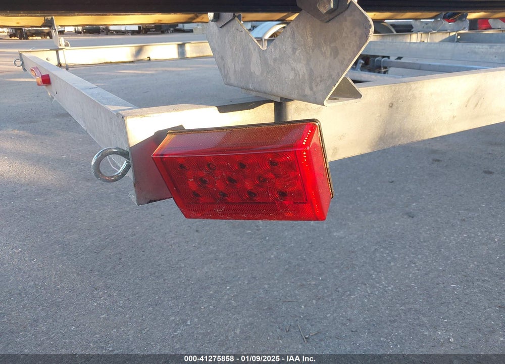 2023 CONTINENTAL BOAT TRAILER VIN: 1ZJBB2423PC050215