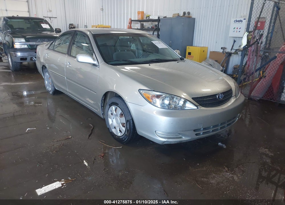 2004 TOYOTA CAMRY LE VIN: JTDBE32K940302029