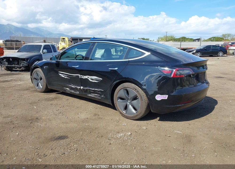 2018 TESLA MODEL 3 VIN: 5YJ3E1EB5JF182490