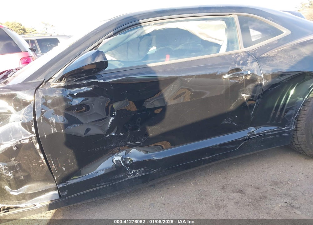 2015 CHEVROLET CAMARO VIN: 2G1FC1E39F9302078