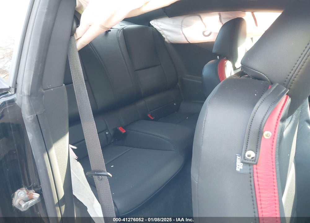 2015 CHEVROLET CAMARO VIN: 2G1FC1E39F9302078
