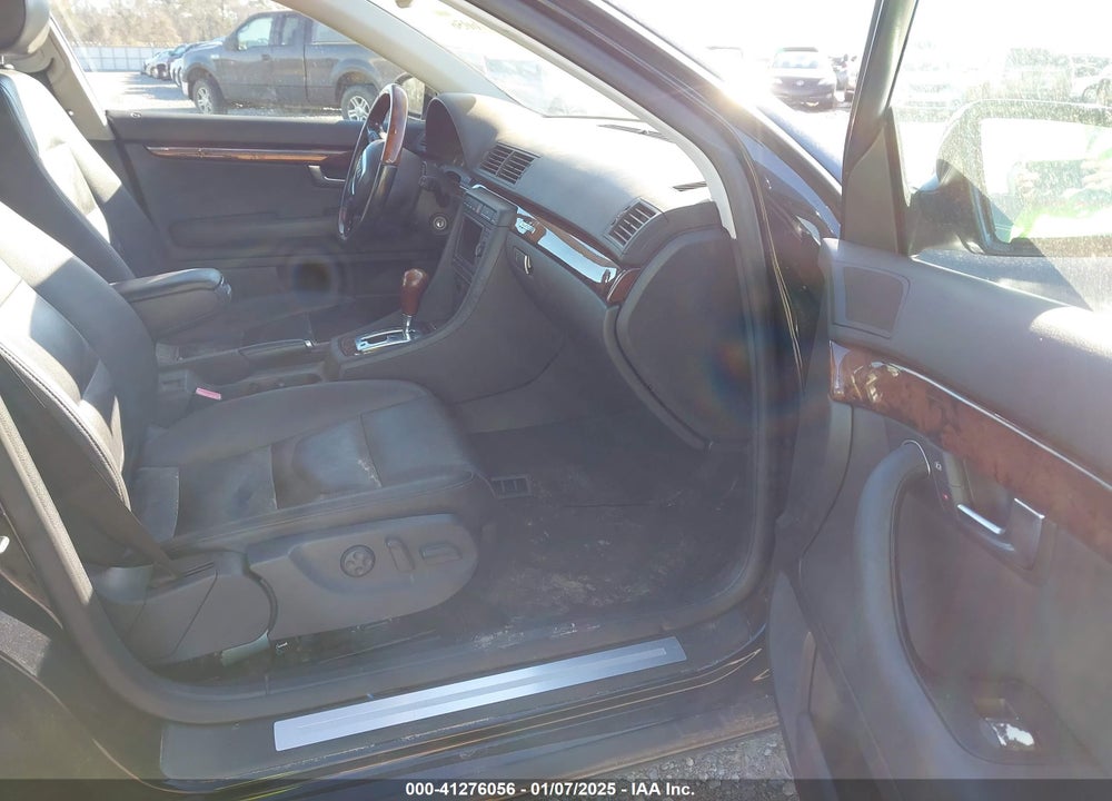 2008 AUDI A4 2.0T VIN: WAUDF78E88A067912