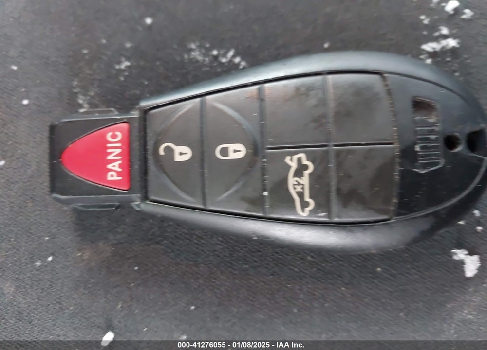 2008 CHRYSLER 300 VIN: 2C3KA43R18H224381