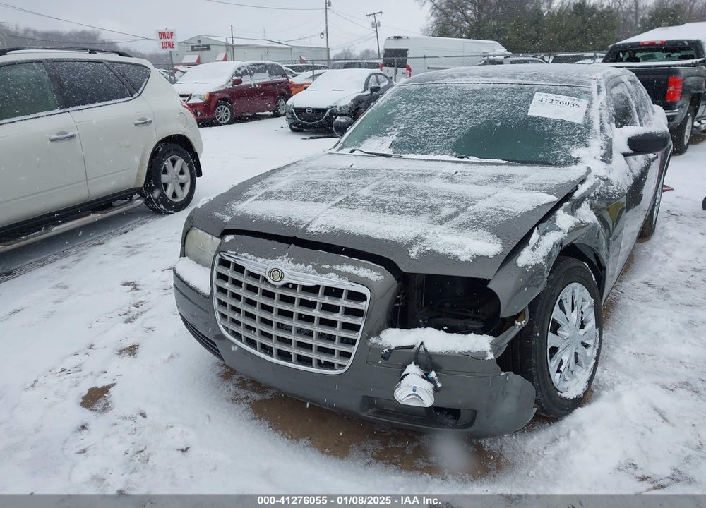 2008 CHRYSLER 300 VIN: 2C3KA43R18H224381