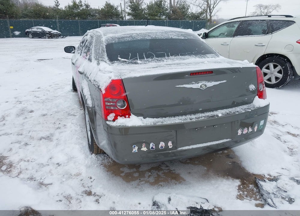 2008 CHRYSLER 300 VIN: 2C3KA43R18H224381