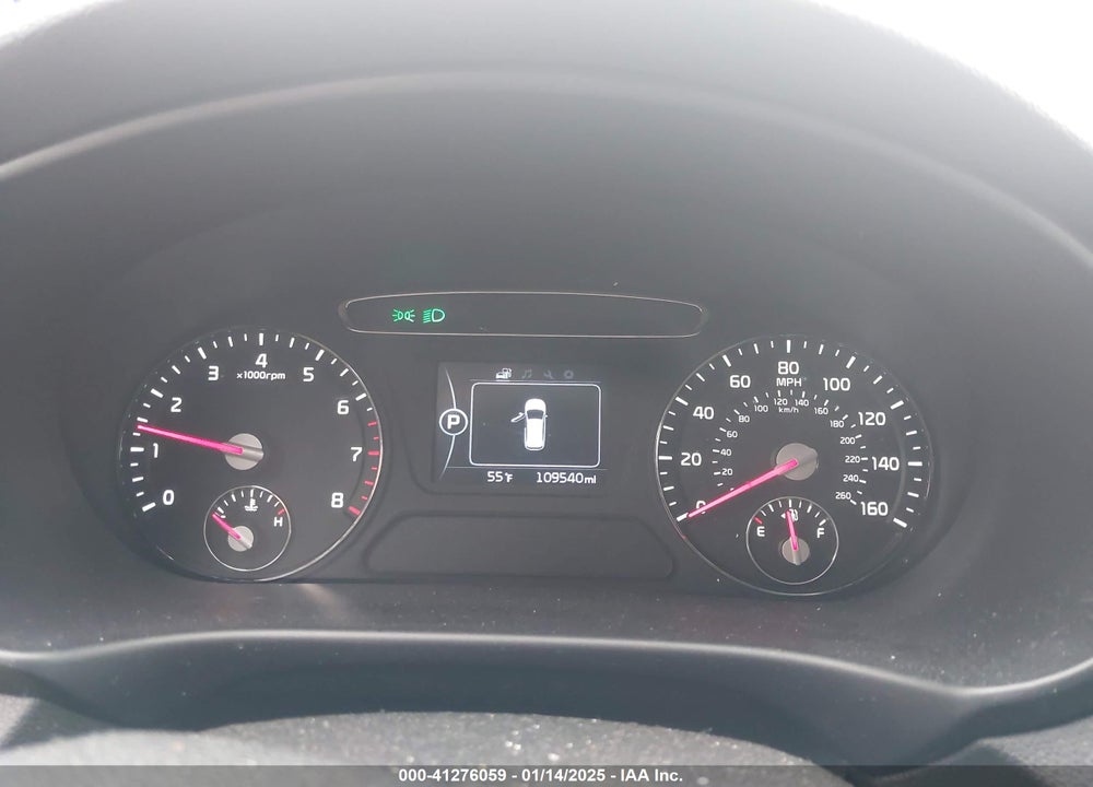 2016 KIA SORENTO 3.3L LX VIN: 5XYPG4A52GG157304