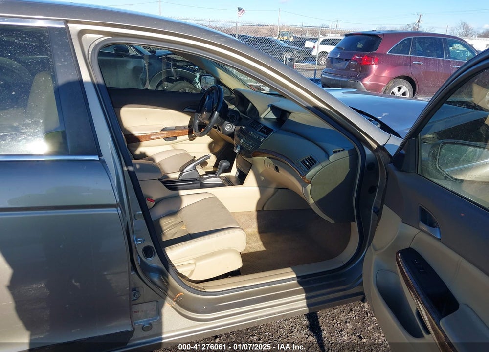 2008 HONDA ACCORD 2.4 EX-L VIN: 1HGCP26858A158651