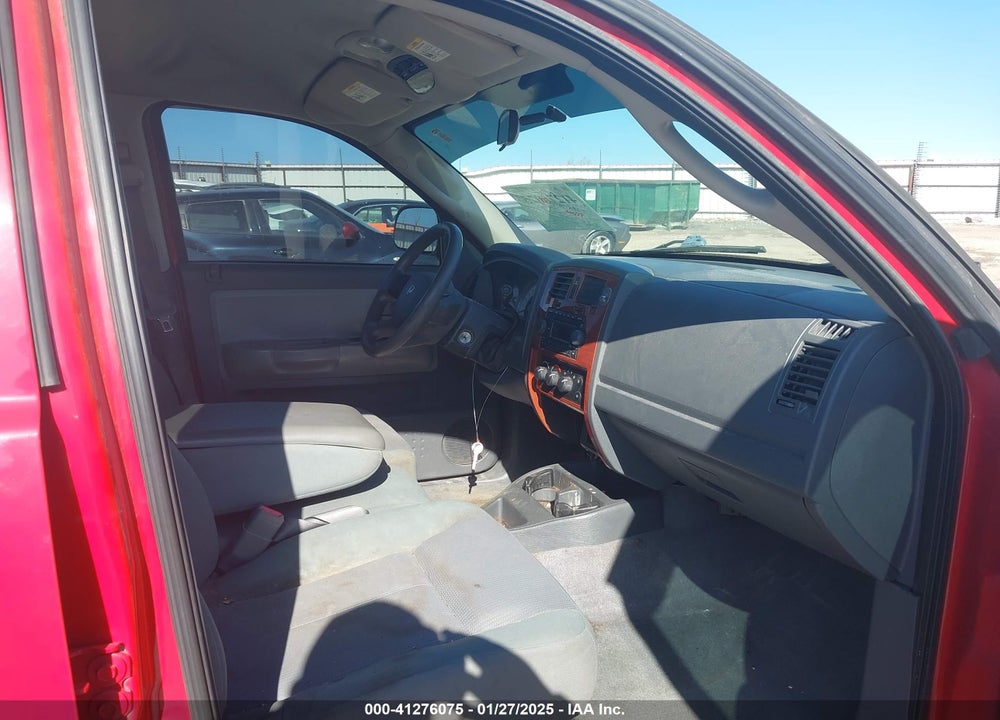 2005 DODGE DAKOTA SLT VIN: 1D7HE48N65S320064