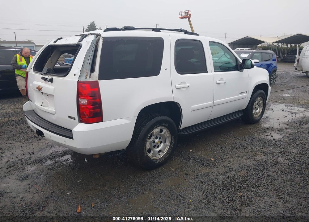 2008 CHEVROLET TAHOE LT VIN: 1GNFK13068R100382