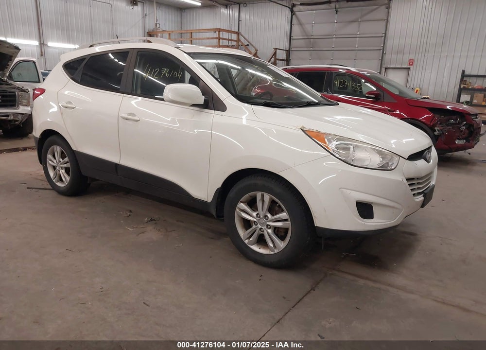 2010 HYUNDAI TUCSON GLS VIN: KM8JUCAC2AU056739