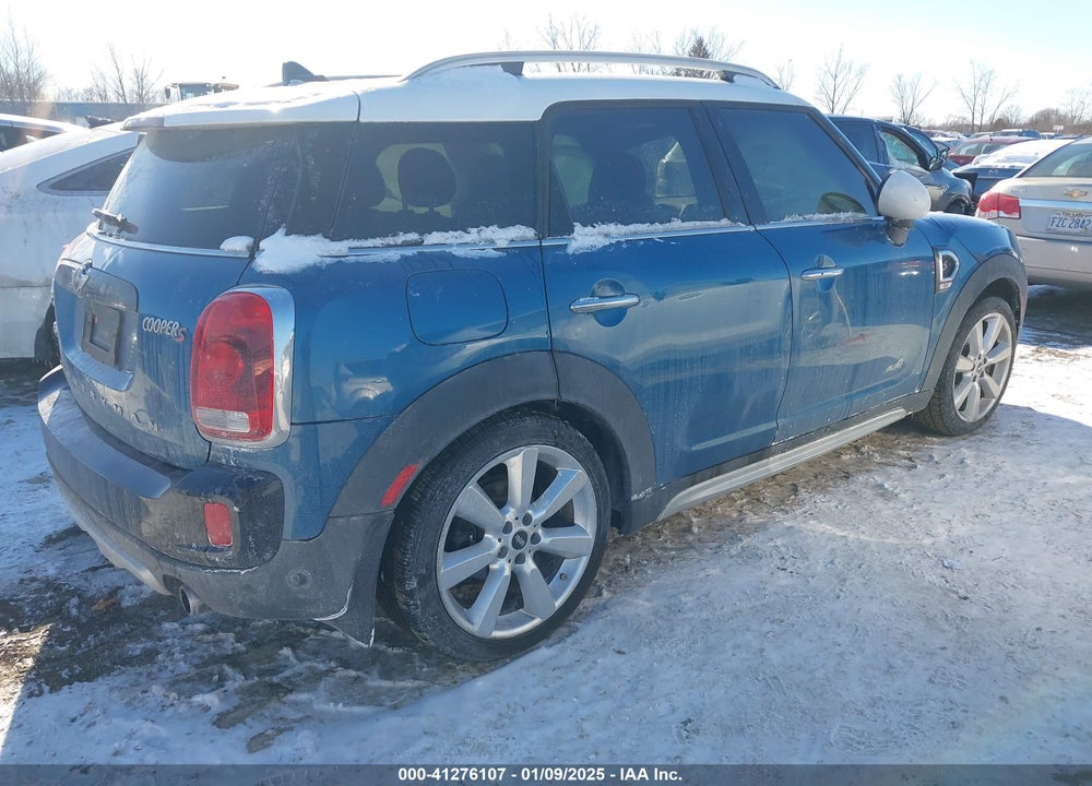 2018 MINI COUNTRYMAN COOPER S VIN: WMZYT5C3XJ3E61612