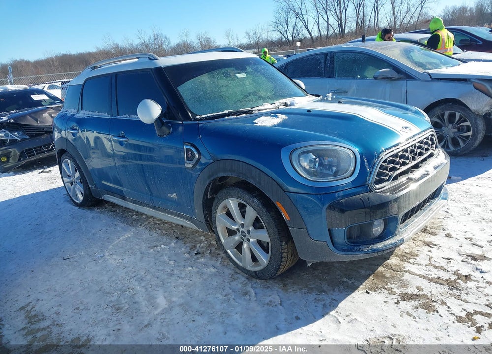 2018 MINI COUNTRYMAN COOPER S VIN: WMZYT5C3XJ3E61612