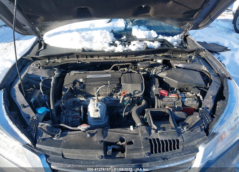 2015 HONDA ACCORD VIN: 1HGCR2F83FA043022