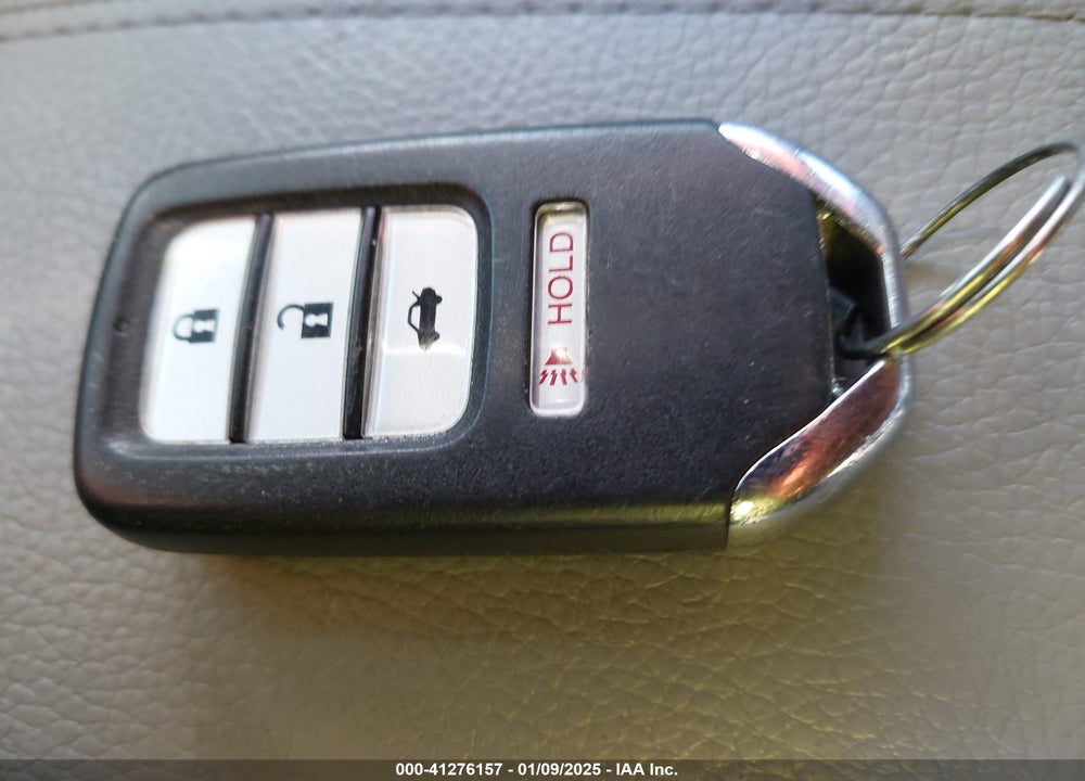 2015 HONDA ACCORD VIN: 1HGCR2F83FA043022