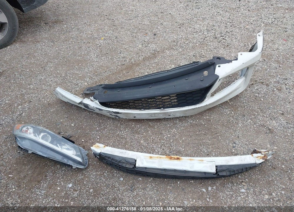 2016 HONDA ACCORD VIN: 1HGCR2F3XGA014073
