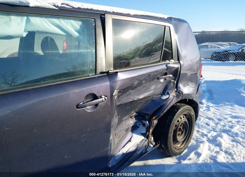 2011 SCION XB VIN: JTLZE4FE2B1119463