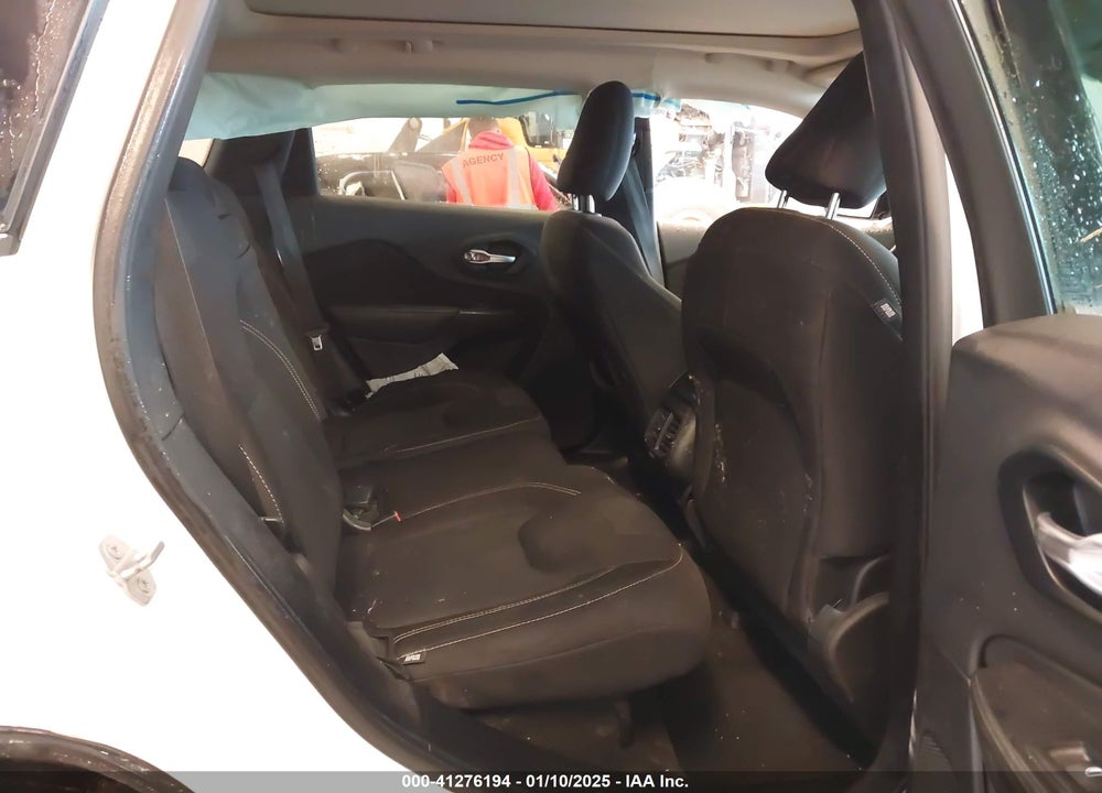 2015 JEEP CHEROKEE VIN: 1C4PJMCB7FW788703
