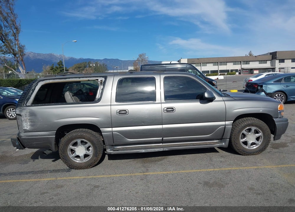 2005 GMC YUKON XL 1500 DENALI VIN: 1GKFK66U55J189803