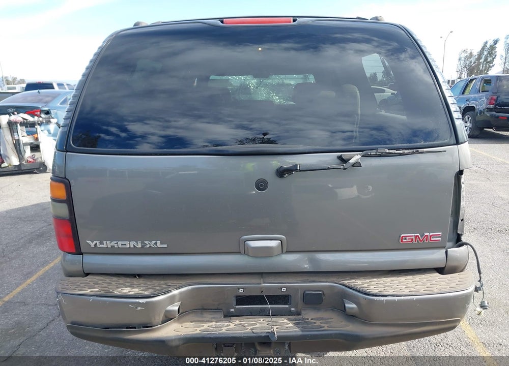 2005 GMC YUKON XL 1500 DENALI VIN: 1GKFK66U55J189803